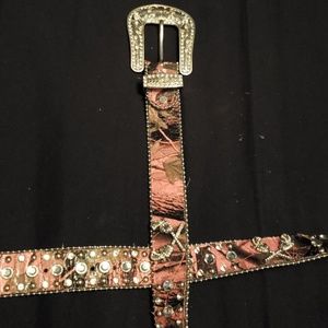 Pink camo rhinestone belt